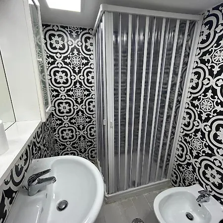 Mini House Vicoletto Pontenuovo 41 아파트 나폴리